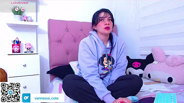 Vannessa  Shy online show from September 2025 10:32:02 PM