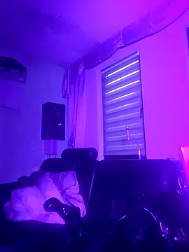 Crystalbitchx online show from September 2025 05:56:01 AM