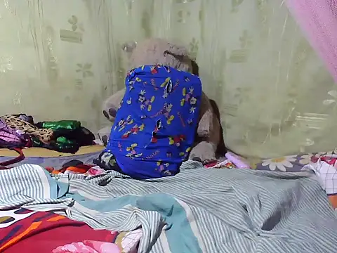 Alora-shine online show from March 2025 08:11:01 PM