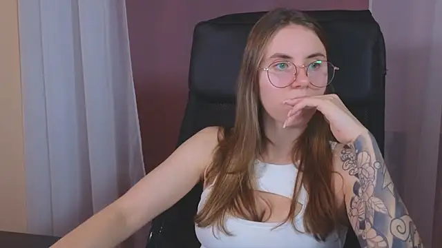  AnnaStark  online show from December 2024 11:39:02 PM