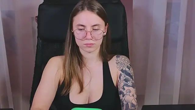  AnnaStark  online show from March 2025 11:43:01 PM