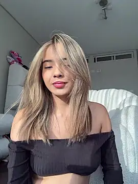 Snapshot of Irina_Grant chatting on March 2026 09:43:02 PM Irina Grant online show from March 2026 09:43:02 PM