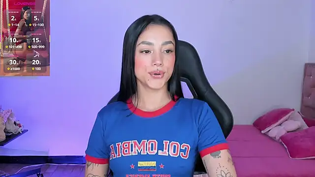 Lizzie corner v online show from June 2026 03:23:01 PM
