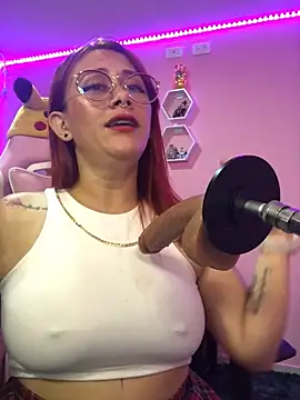 Snapshot of Luna_Paris_ chatting on March 2025 04:30:01 PM Luna Paris online show from March 2025 04:30:01 PM