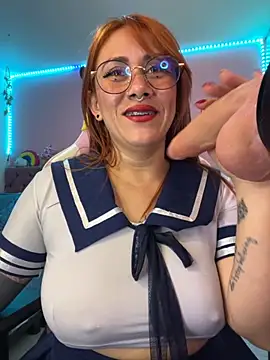 Snapshot of Luna_Paris_ chatting on October 2025 09:36:01 PM Luna Paris online show from October 2025 09:36:01 PM