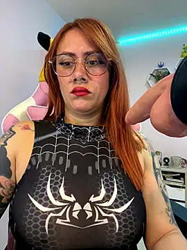 Snapshot of Luna_Paris_ chatting on October 2025 02:38:01 PM Luna Paris online show from October 2025 02:38:01 PM