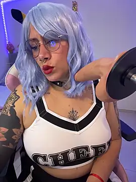 Snapshot of Luna_Paris_ chatting on February 2026 09:46:01 PM Luna Paris online show from February 2026 09:46:01 PM