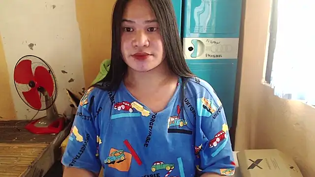 Hugeladycockmarga online show from December 2025 01:44:02 AM