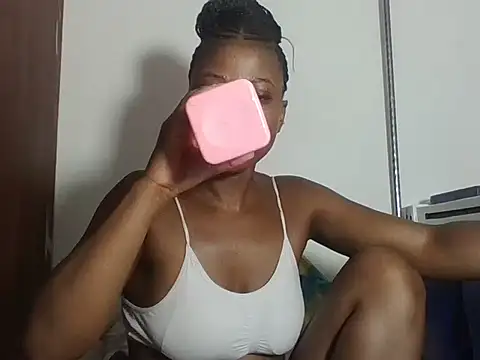 Sweetbaby004 online show from February 2026 05:28:02 PM