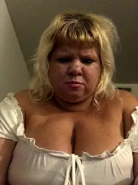 JemJensen30 online show from September 2025 07:02:02 AM