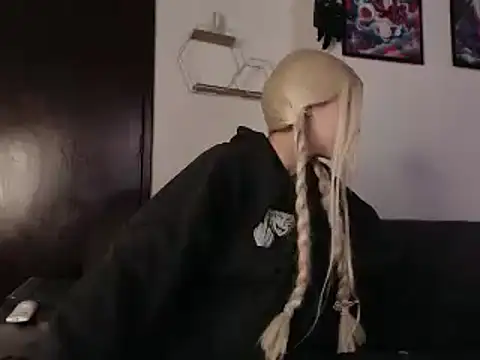 MaryJannes online show from March 2025 12:45:01 PM