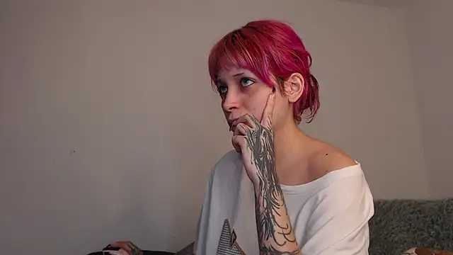 MaryJannes online show from October 2025 07:17:02 AM