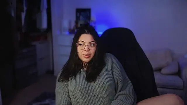 drizzypeach602 online show from February 2025 02:12:01 AM