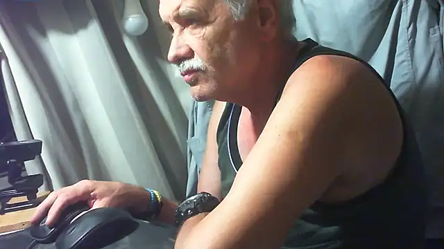 nonnomaturobisex online show from September 2025 04:40:01 PM