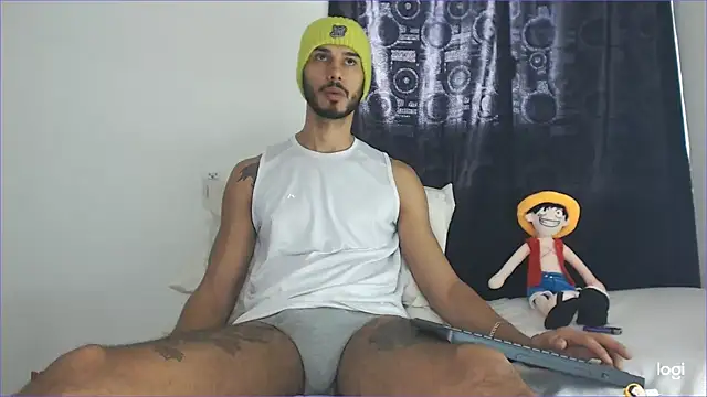 Snapshot of DERRYMASTER chatting on December 2024 02:59:02 PM DERRYMASTER online show from December 2024 02:59:02 PM