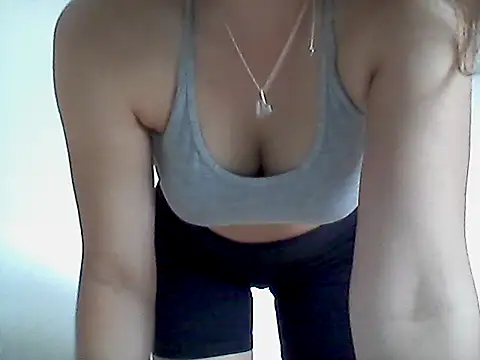 Snapshot of ocean_eyess_ chatting on July 2026 11:28:01 AM ocean eyess online show from July 2026 11:28:01 AM