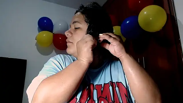 Van3orgasm4me online show from June 2026 09:01:01 AM