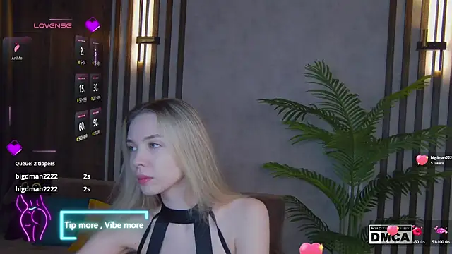 Holl1Would online show from February 2025 04:22:01 AM