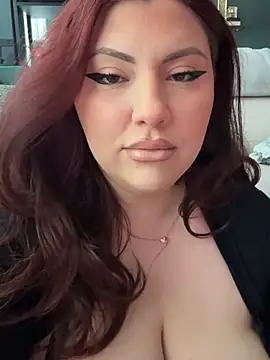 Snapshot of CurvyKimmy1 chatting on May 2026 08:11:01 AM CurvyKimmy1 online show from May 2026 08:11:01 AM