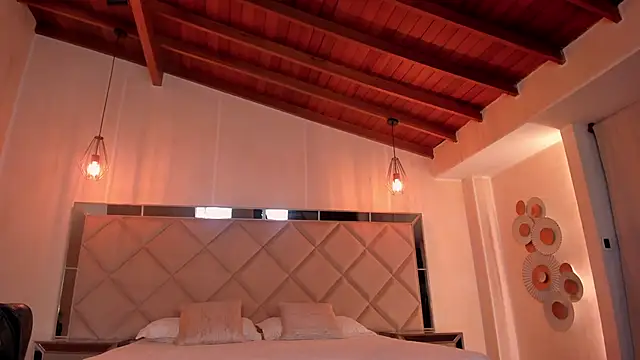 LexieWayne online show from April 2026 01:42:02 AM