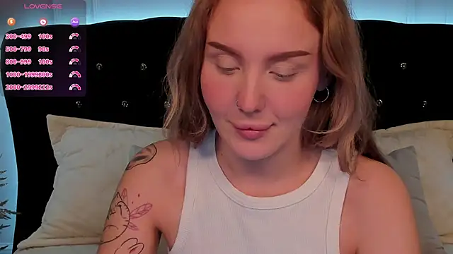 LianaFord online show from January 2025 08:04:01 PM