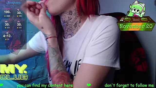 Witch Emma online show from November 2025 09:42:01 AM