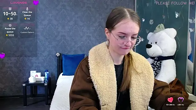 KateJonson online show from February 2026 07:31:01 AM