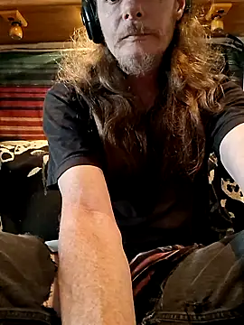 truckerlove69 online show from June 2026 04:16:02 PM