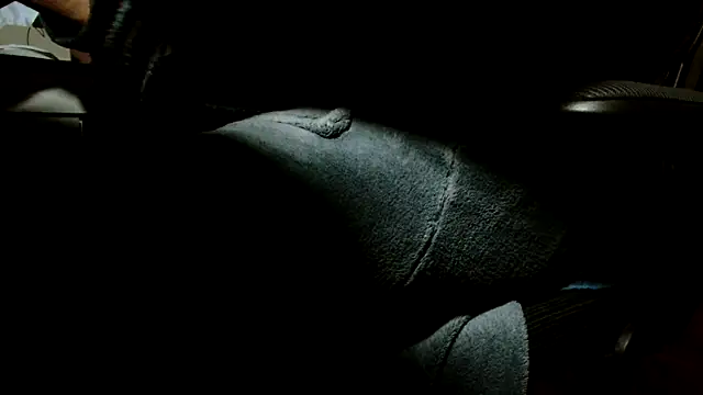 suedel65 online show from November 2025 03:28:01 AM