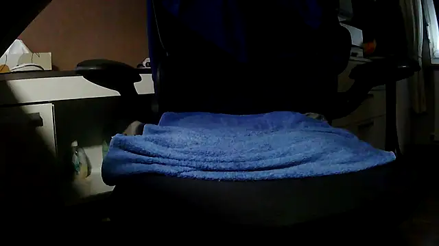 suedel65 online show from December 2025 06:30:02 AM