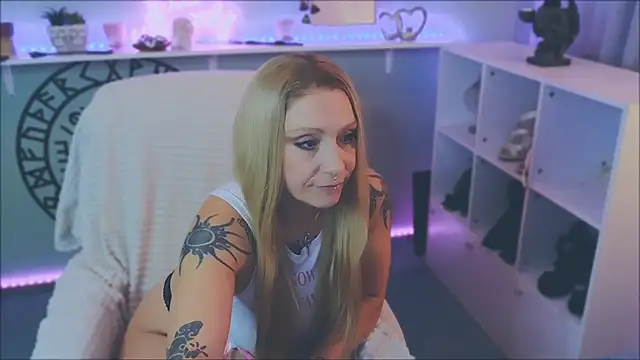 Jan ina online show from December 2024 02:22:01 PM