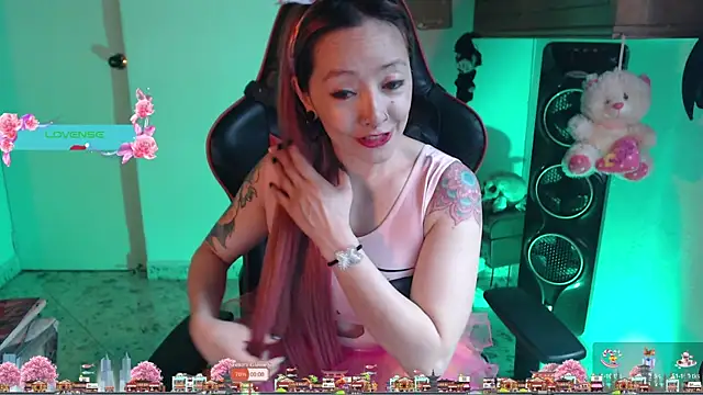 Snapshot of pink-2022 chatting on December 2024 02:50:01 PM pink-2022 online show from December 2024 02:50:01 PM