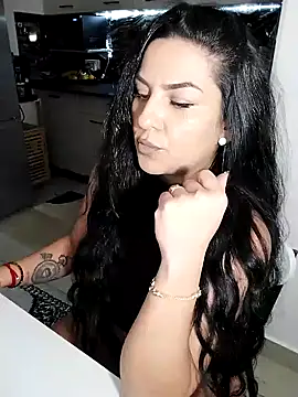 hot-babygirl online show from December 2025 08:25:02 PM