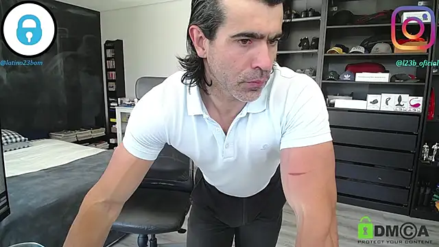 samricci21 online show from March 2026 11:54:02 AM