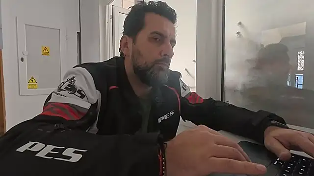 TigerOne19 online show from December 2025 07:15:02 AM