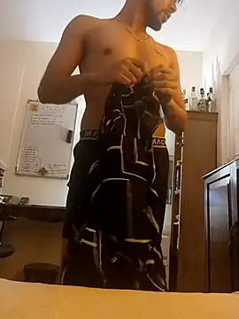  IRRESISTIBLE  online show from December 2024 06:43:02 AM