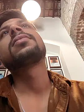  IRRESISTIBLE  online show from April 2026 07:42:01 AM