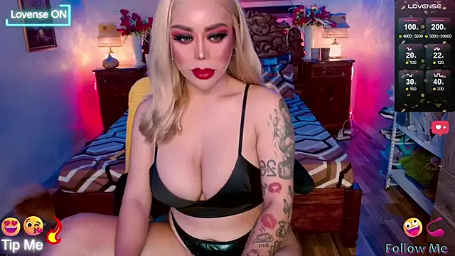 Snapshot of Magnificent_Goddess chatting on March 2025 03:43:02 AM Magnificent Goddess online show from March 2025 03:43:02 AM