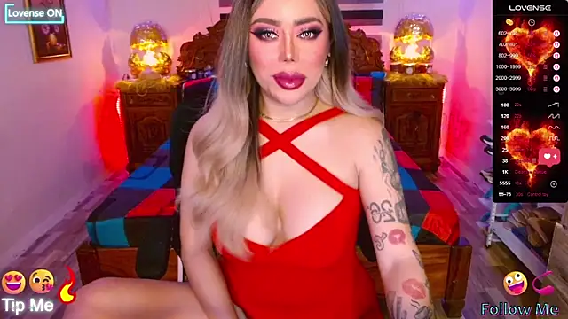 Snapshot of Magnificent_Goddess chatting on October 2025 05:06:02 AM Magnificent Goddess online show from October 2025 05:06:02 AM