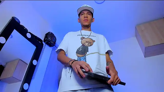 Samuel Suarez online show from September 2025 05:07:01 AM