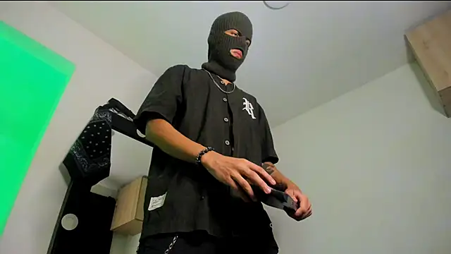 Samuel Suarez online show from October 2025 05:30:02 AM