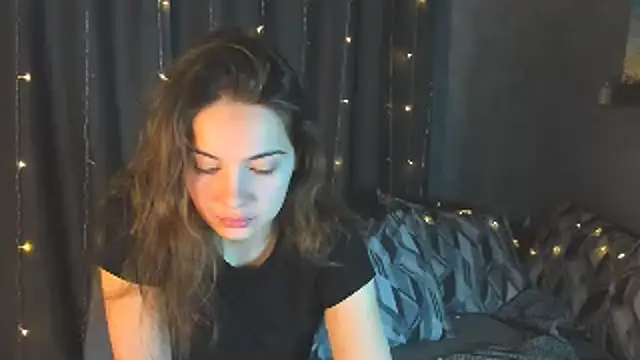 KristinaLoison online show from February 2025 01:59:02 PM