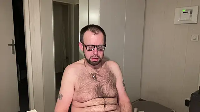 FABIOGLASSES online show from March 2026 09:43:01 PM