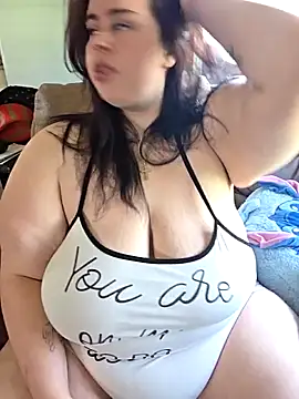 Snapshot of NaughtyPrincessJasmine chatting on June 2026 08:22:02 PM NaughtyPrincessJasmine online show from June 2026 08:22:02 PM