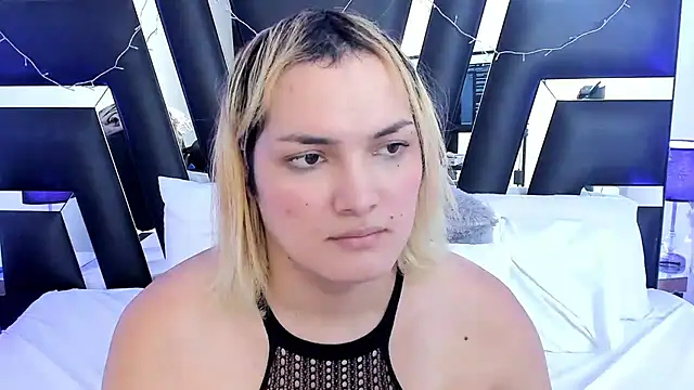 Snapshot of katya_kozlov chatting on March 2025 10:14:02 AM katya kozlov online show from March 2025 10:14:02 AM