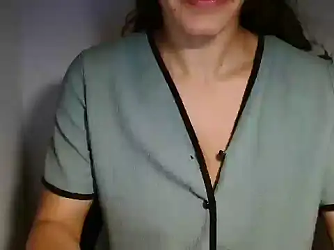 Snapshot of melaniepatterson chatting on October 2025 02:06:02 PM melaniepatterson online show from October 2025 02:06:02 PM