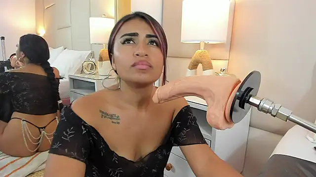 AntoniaRoss  online show from February 2025 08:30:02 PM