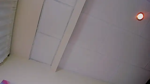 Valentinamolina  online show from January 2025 04:31:02 AM