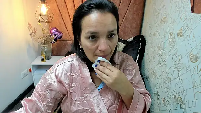 MarilynMiilf  online show from November 2025 08:02:02 AM