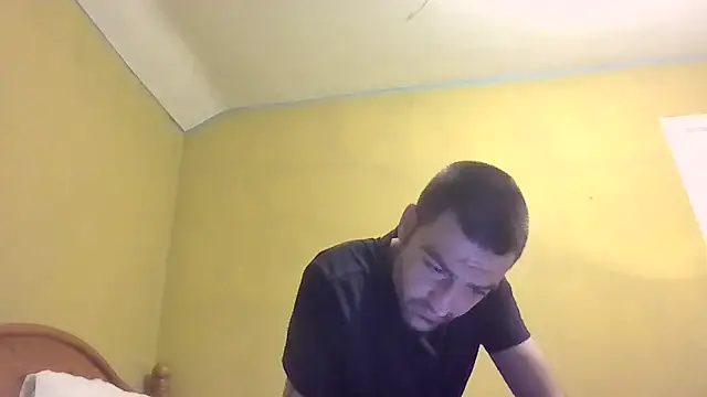 ThatGuyNextDoor1992 online show from March 2025 10:10:02 PM